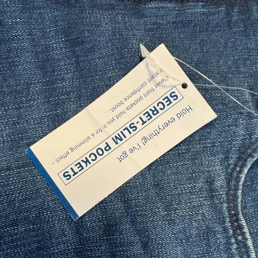 Women's Old Navy Flare Ankle High Rise Jeans Size 14 NWT